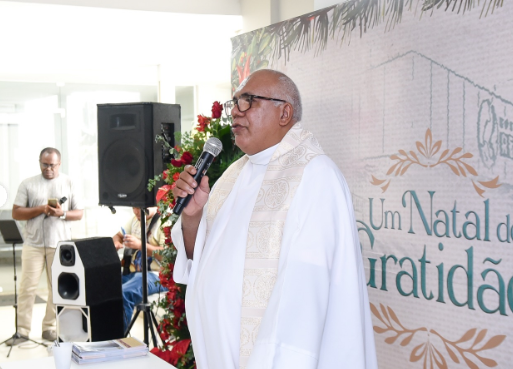 padre benjam.png